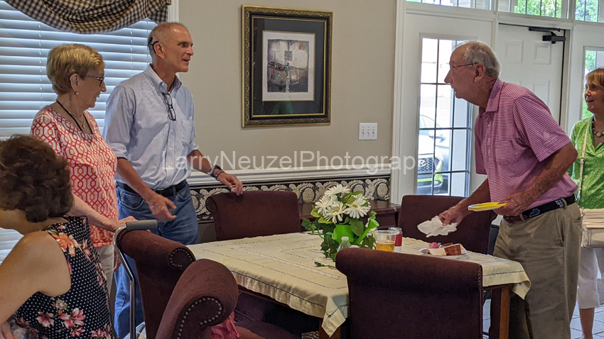 PXL_20220717_223437027.PORTRAIT